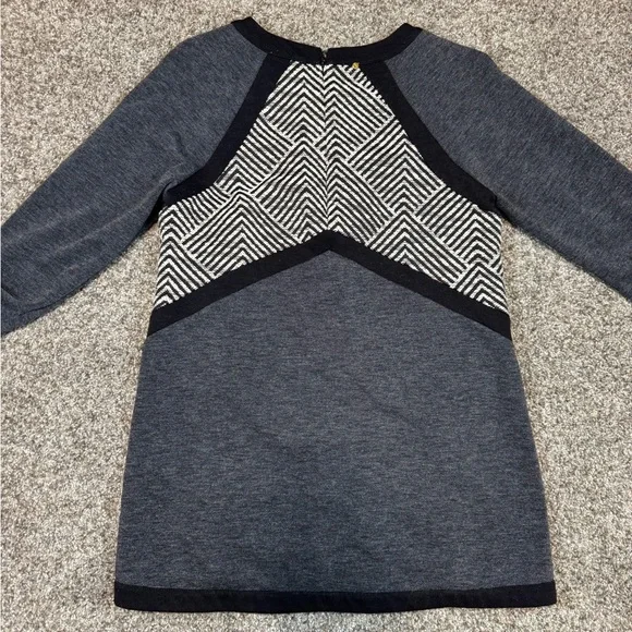 Harlyn Anthro Stylish Black and Gray Women's Top - Picture 4 of 4